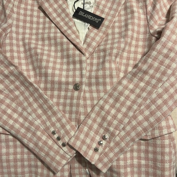 Blank NYC Padded Shoulder Blazer - Picture 3 of 4